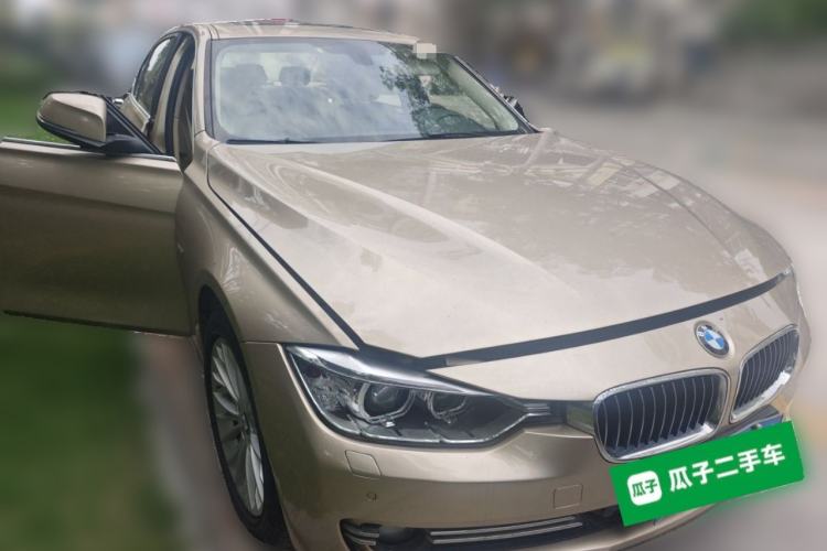 Used BMW 3 Series 2013 Facelifted 320Li Luxury Design Package Front Right 45 Deg