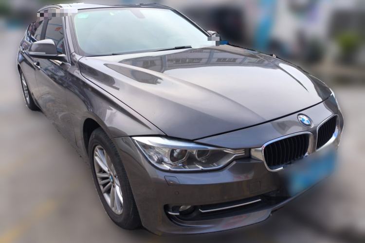 Used BMW 3 Series 2013 320Li Fashion Model Front Right 45 Deg
