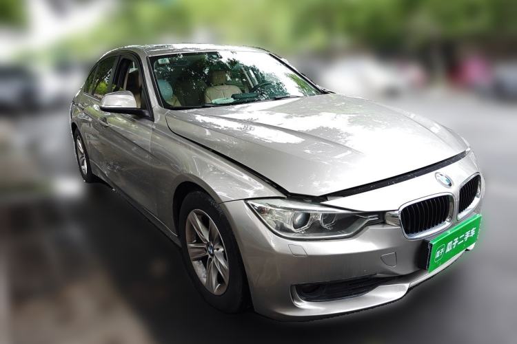 Used BMW 3 Series 2013 320i Sport Edition Front Right 45 Deg