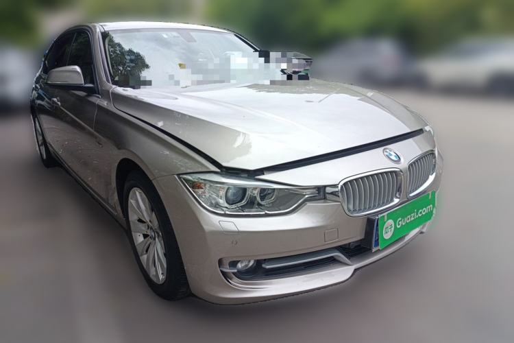 Used BMW 3 Series 2013 320Li Fashion Design Package Front Right 45 Deg
