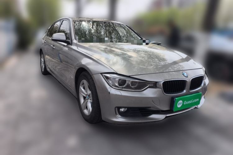 Used BMW 3 Series 2013 320i Sport Edition Front Right 45 Deg