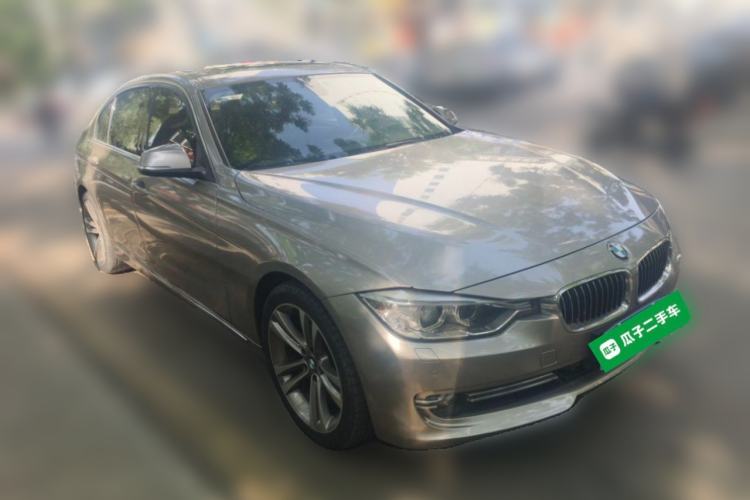 Used BMW 3 Series 2013 320Li Luxury Design Package Front Right 45 Deg