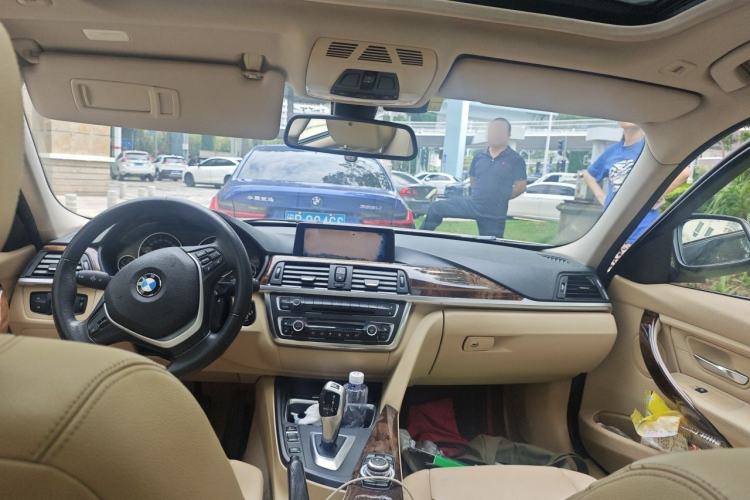 Used BMW 3 Series 2013 Facelifted 320Li Luxury Design Package Headliner