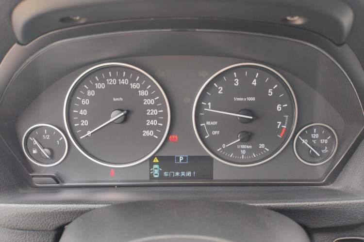 Used BMW 3 Series 2013 320i Sport Edition Instrument Cluster