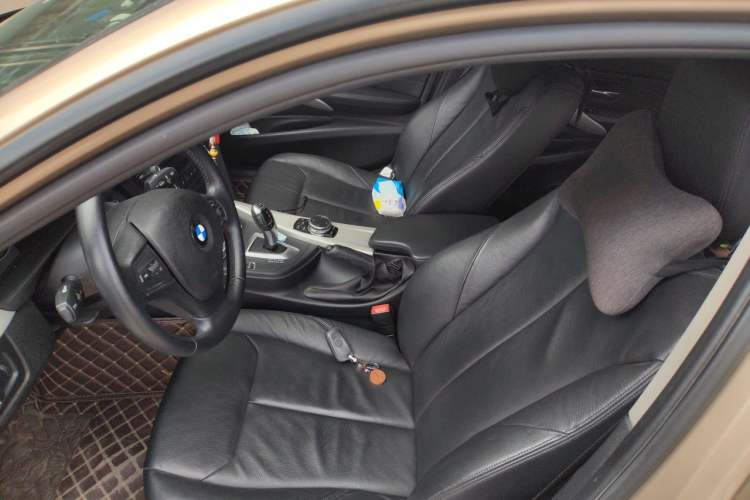 Used BMW 3 Series 2013 320i Sport Edition Left Front Seat