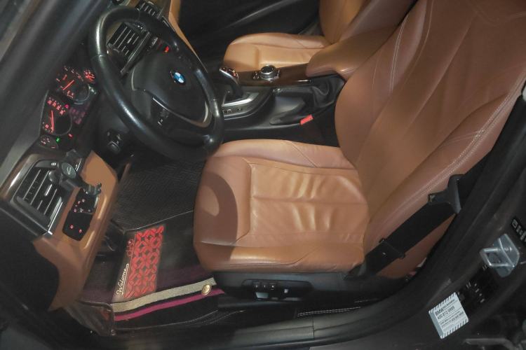 Used BMW 3 Series 2013 Facelifted 320Li Luxury Design Package Left Front Seat