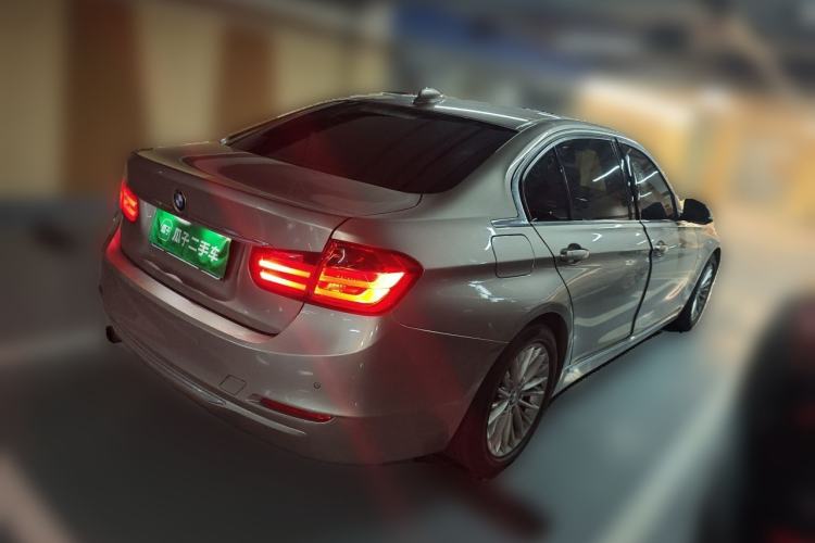 Used BMW 3 Series 2013 320Li Luxury Design Package Rear Right 45 Deg