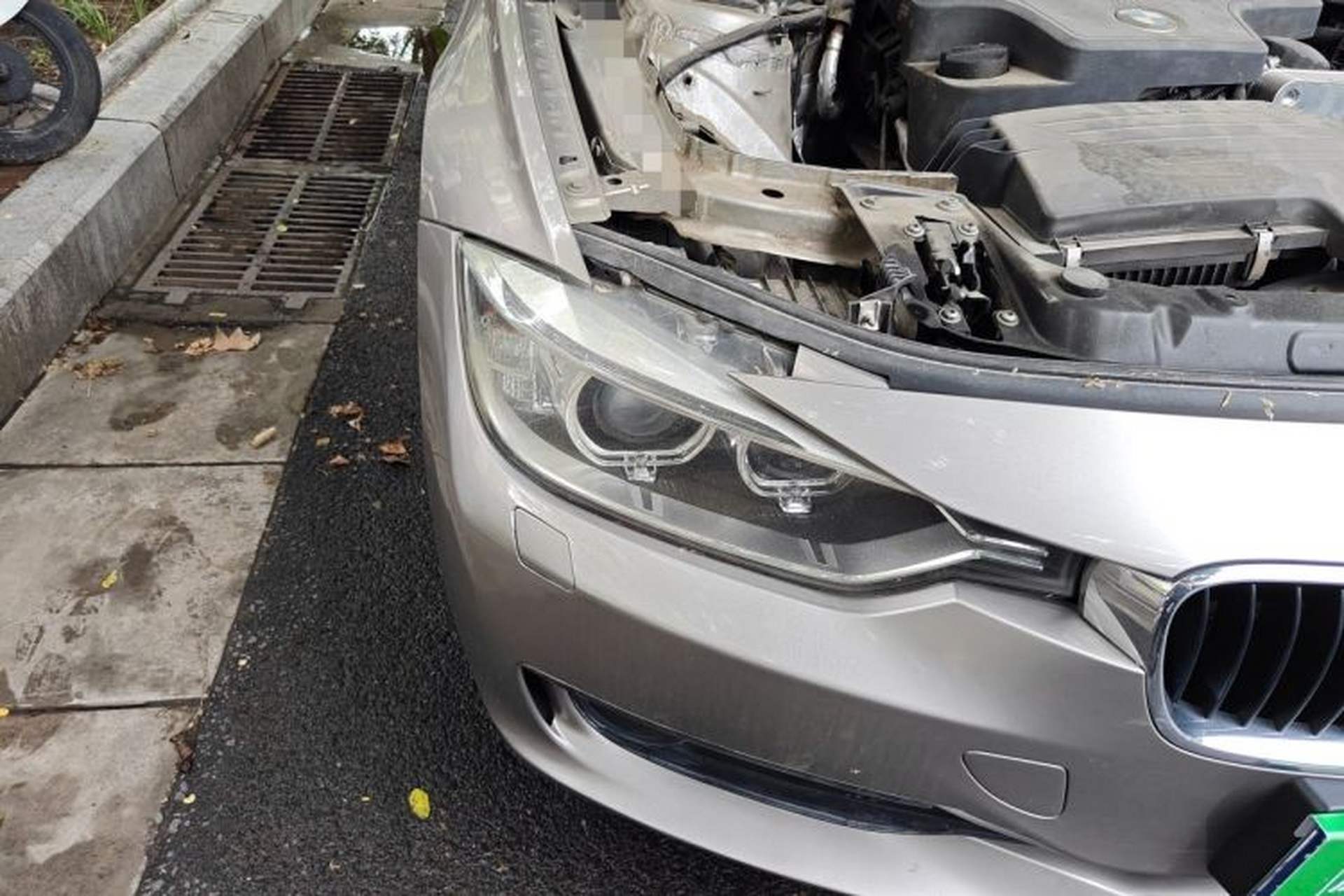 Used BMW 3 Series 2013 320i Sport Edition Right Front Headlight