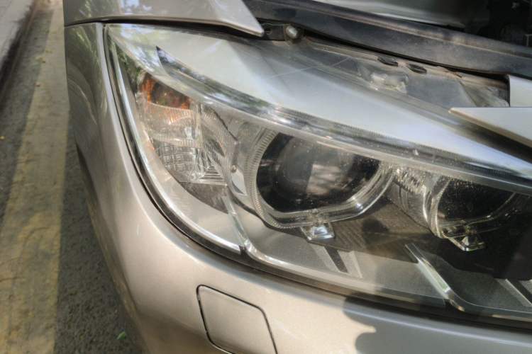 Used BMW 3 Series 2013 320Li Luxury Design Package Right Front Headlight