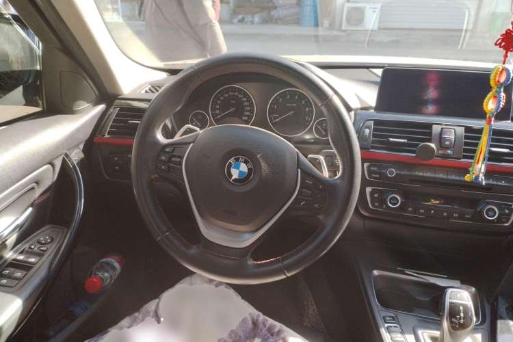 Used BMW 3 Series 2013 328i Sport Design Package Steering Wheel