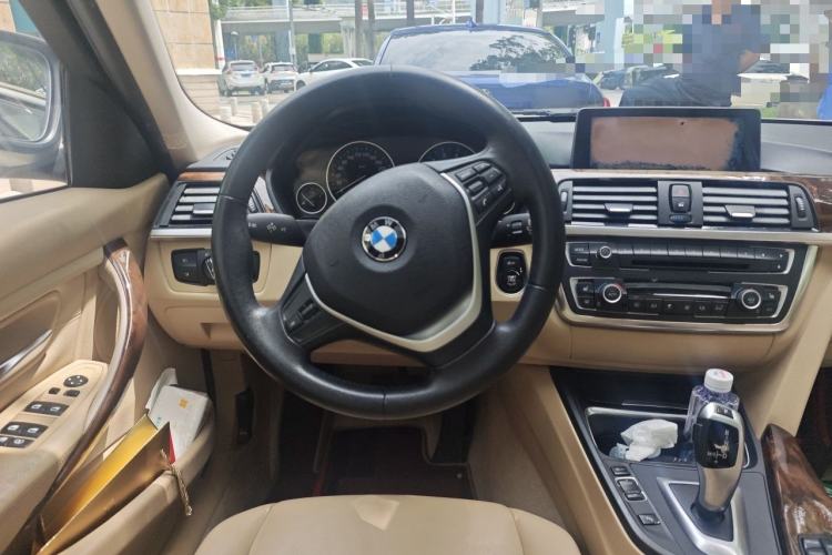 Used BMW 3 Series 2013 Facelifted 320Li Luxury Design Package Steering Wheel