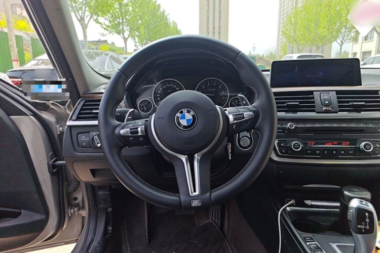 Used BMW 3 Series 2013 320Li Luxury Design Package Steering Wheel