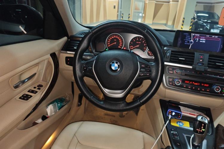 Used BMW 3 Series 2013 320Li Luxury Design Package Steering Wheel
