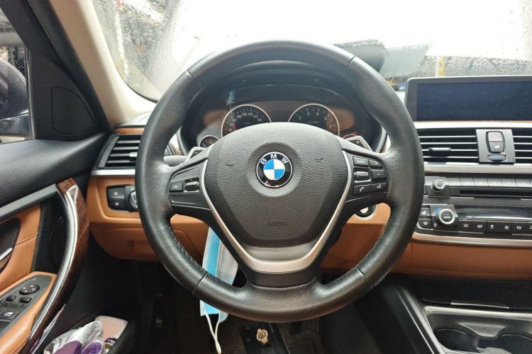 Used BMW 3 Series 2013 Facelifted 320Li Luxury Design Package Steering Wheel