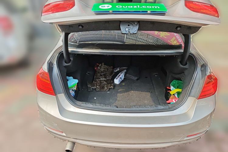 Used BMW 3 Series 2013 320i Active Edition Trunk