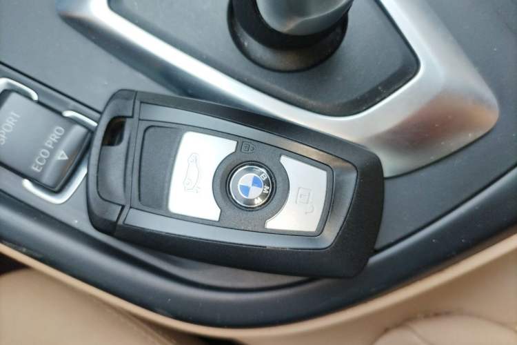 Used BMW 3 Series 2013 316i Active Edition Vehicle Key