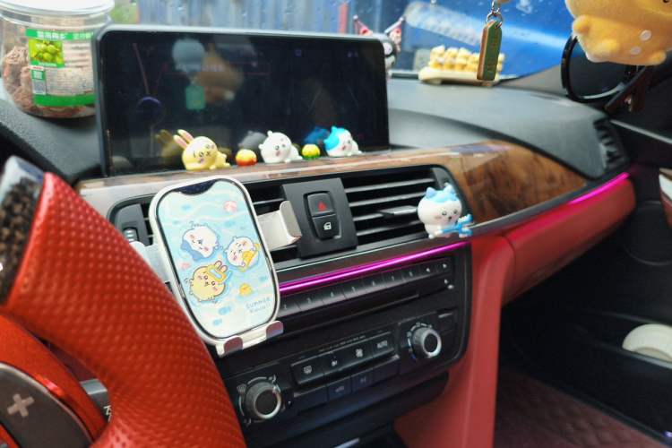 Used BMW 3 Series 2013 320Li Fashion Model Audio And AC Panel