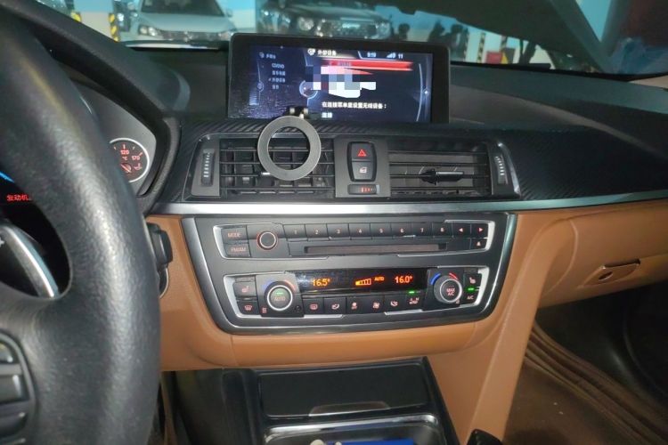Used BMW 3 Series 2013 Facelift 320Li Fashion Design Package Audio And AC Panel