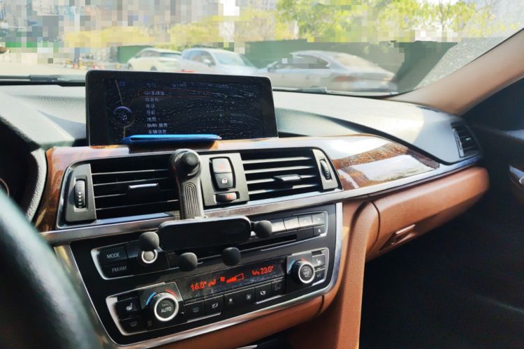 Used BMW 3 Series 2013 Facelifted 320Li Luxury Design Package Audio And AC Panel