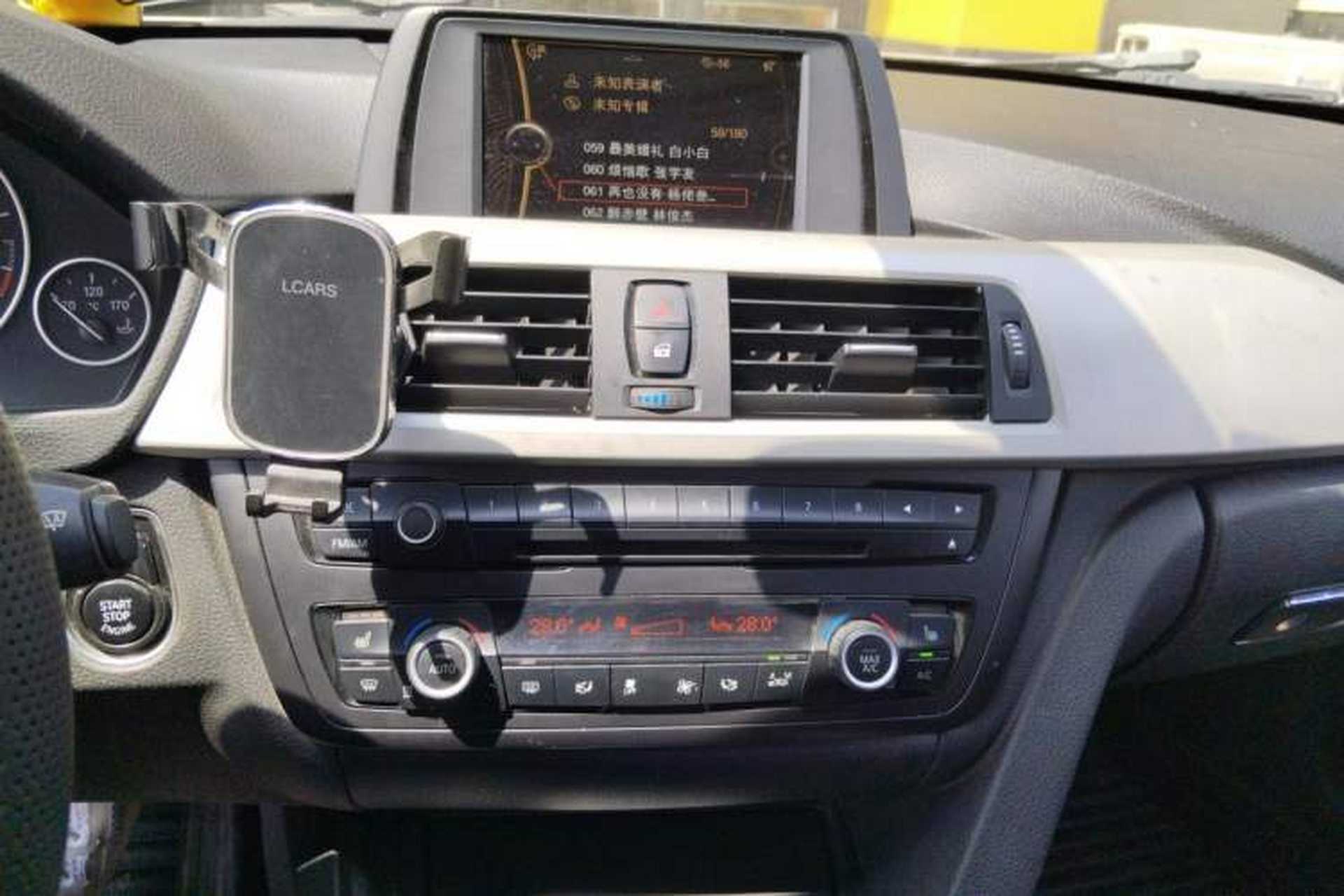 Used BMW 3 Series 2013 320i Sport Edition Audio And AC Panel