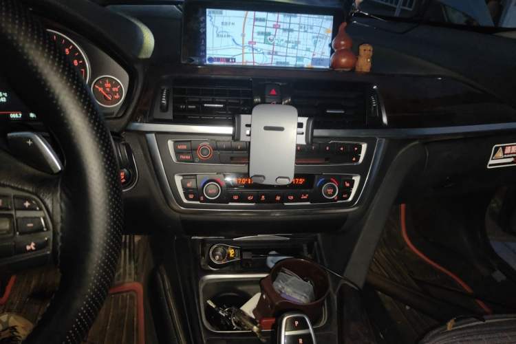 Used BMW 3 Series 2013 328Li Luxury Design Package Audio And AC Panel