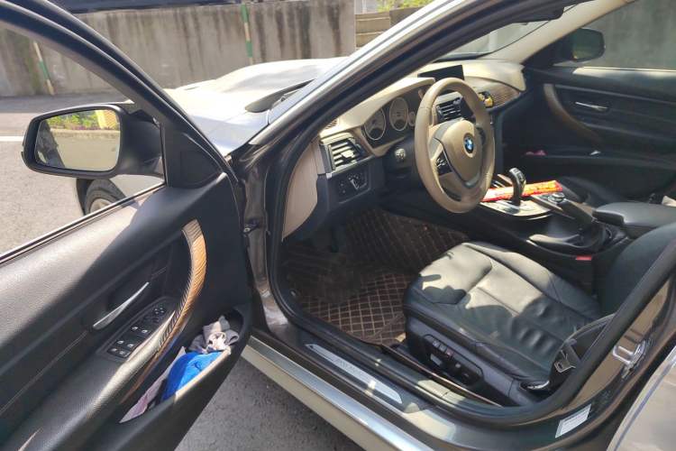 Used BMW 3 Series 2013 335Li Sport Design Package Driver Seat