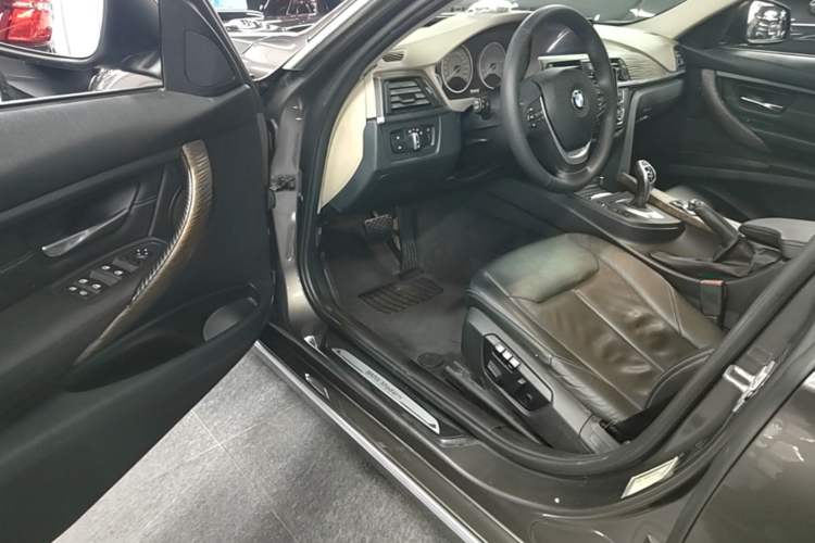 Used BMW 3 Series 2013 335Li Sport Design Package Driver Seat