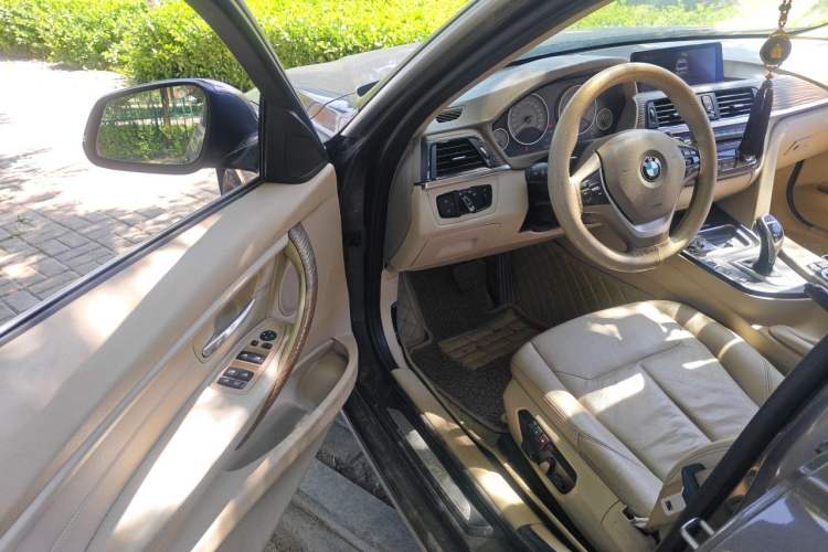 Used BMW 3 Series 2013 320Li Fashion Design Package Driver Seat