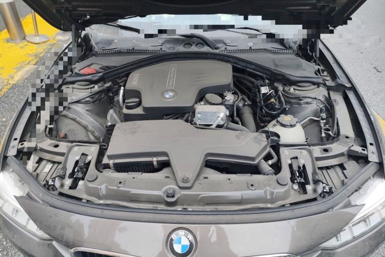 Used BMW 3 Series 2013 320Li Fashion Model Engine Bay