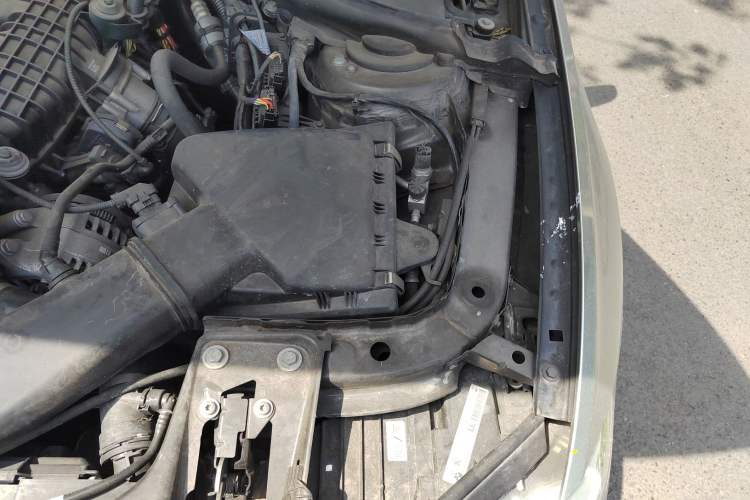 Used BMW 3 Series 2013 335Li Sport Design Package Engine Bay Left