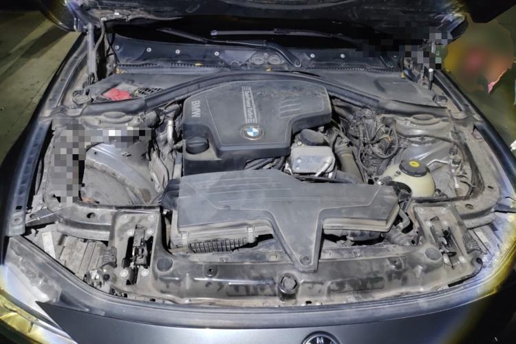 Used BMW 3 Series 2013 320i Sport Edition Engine Bay