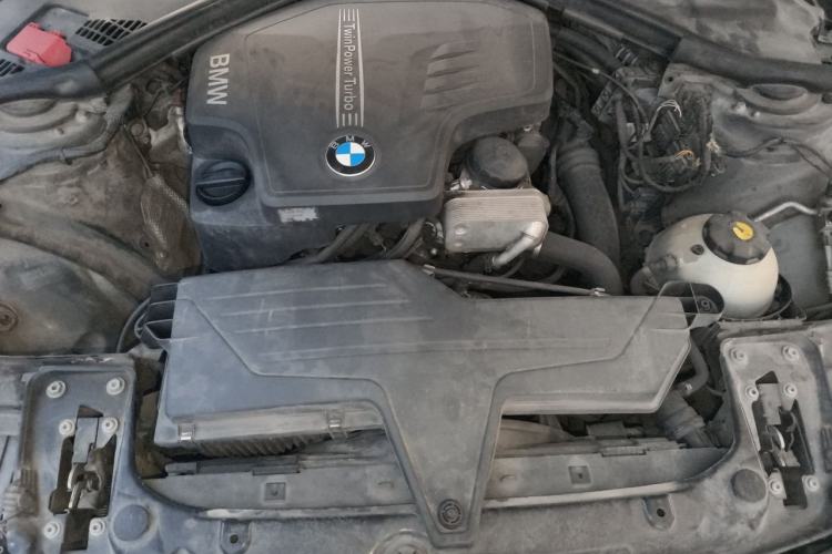 Used BMW 3 Series 2013 320i Sport Edition Engine Bay