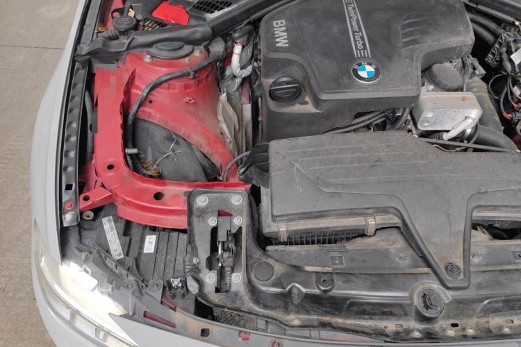 Used BMW 3 Series 2013 320Li Fashion Model Engine Bay Right