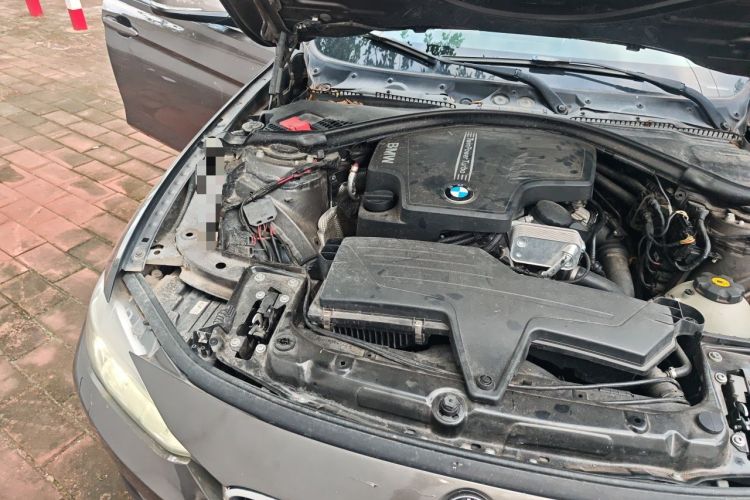 Used BMW 3 Series 2013 320Li Fashion Model Engine Bay Right