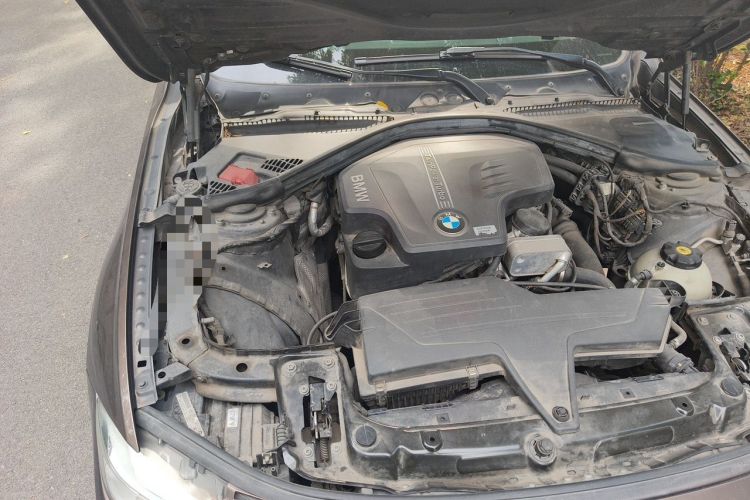 Used BMW 3 Series 2013 Restyled 320i Sport Design Package Engine Bay Right