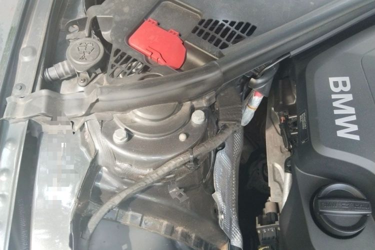 Used BMW 3 Series 2013 320Li Manual Model Engine Bay Right