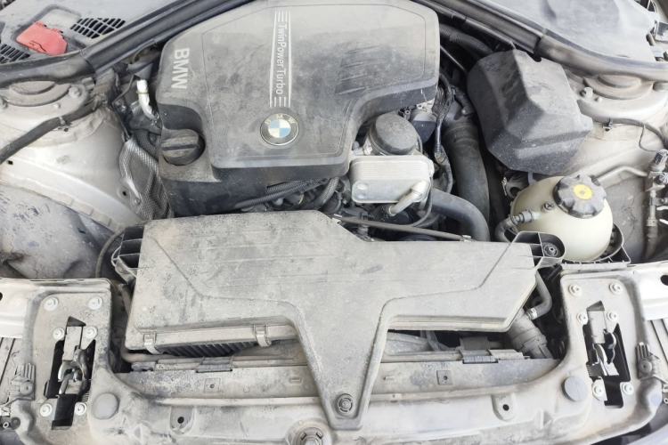Used BMW 3 Series 2013 320Li Fashion Model Engine Bay