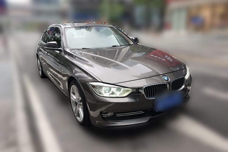 Used BMW 3 Series 2013 328Li Luxury Design Package Front Right 45 Deg