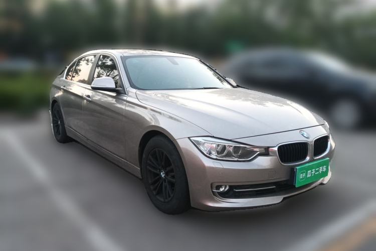 Used BMW 3 Series 2013 320Li Fashion Model Front Right 45 Deg