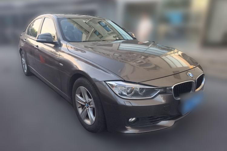Used BMW 3 Series 2013 320i Sport Edition Front Right 45 Deg
