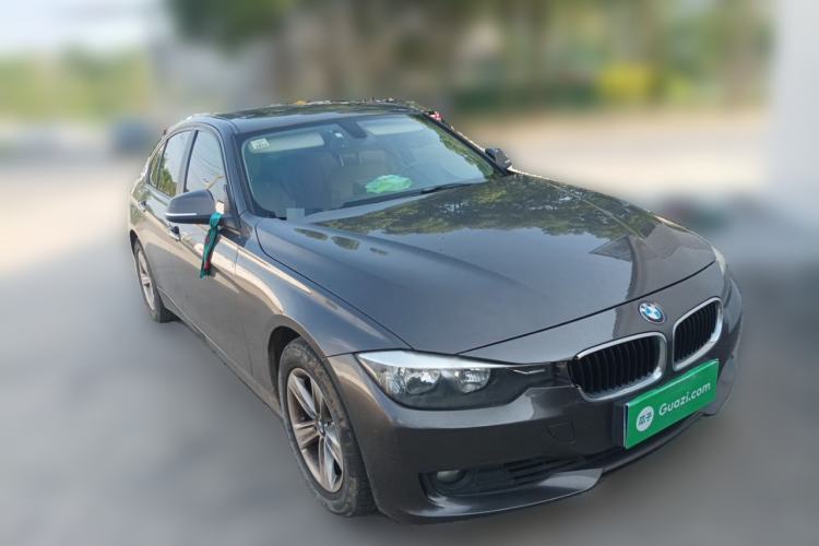 Used BMW 3 Series 2013 320i Active Edition Front Right 45 Deg