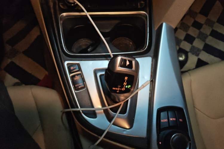Used BMW 3 Series 2013 316i Active Edition Gear Lever