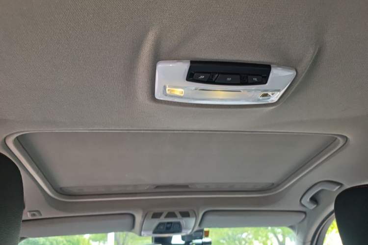 Used BMW 3 Series 2013 328i Sport Design Package Headliner