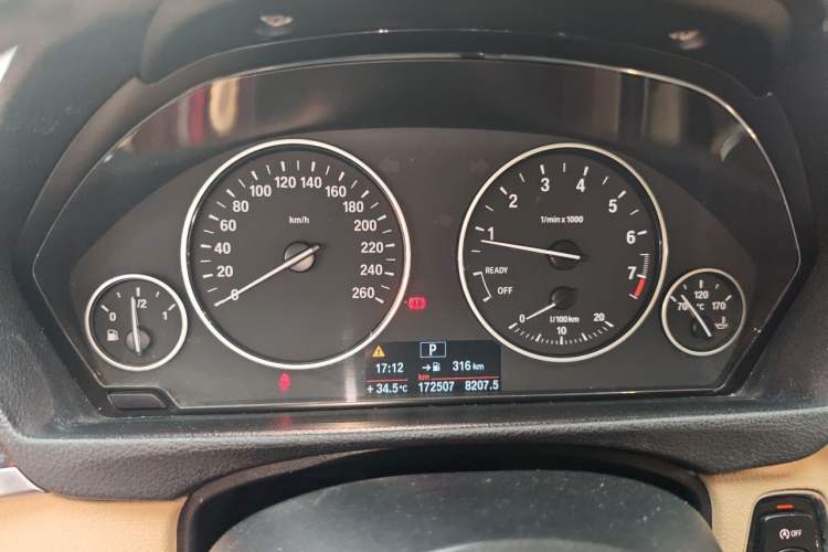 Used BMW 3 Series 2013 320Li Fashion Model Instrument Cluster