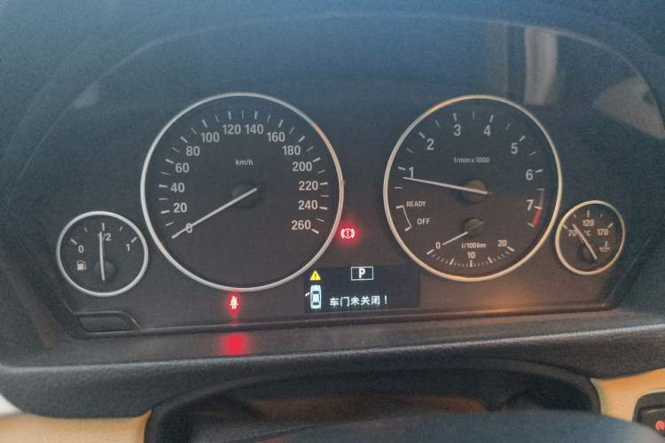 Used BMW 3 Series 2013 320i Sport Edition Instrument Cluster
