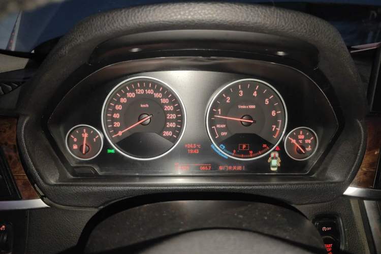 Used BMW 3 Series 2013 328Li Luxury Design Package Instrument Cluster