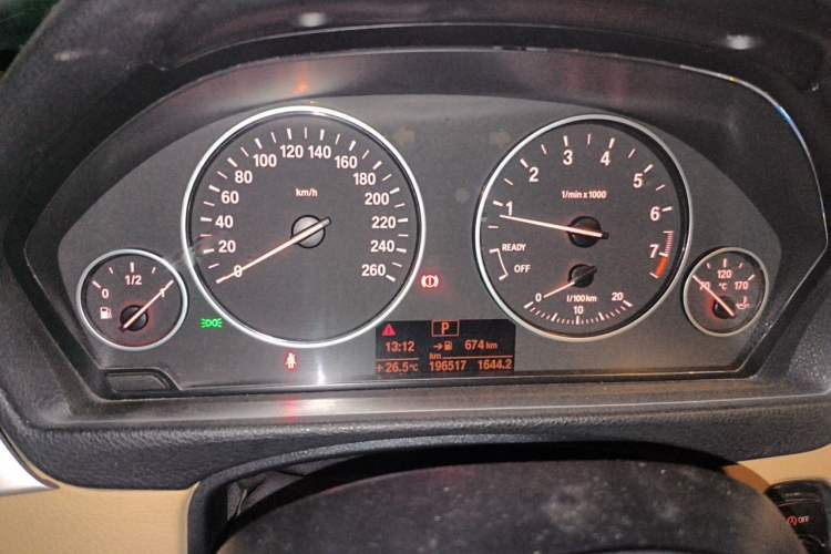 Used BMW 3 Series 2013 320i Sport Edition Instrument Cluster