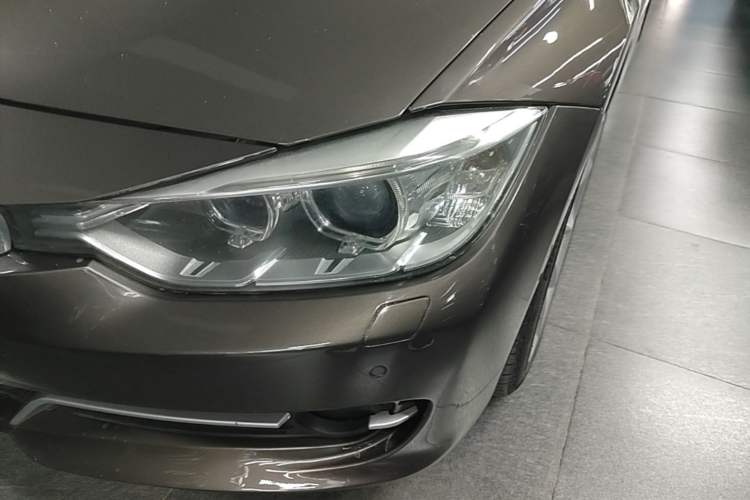 Used BMW 3 Series 2013 335Li Sport Design Package Left Front Headlight