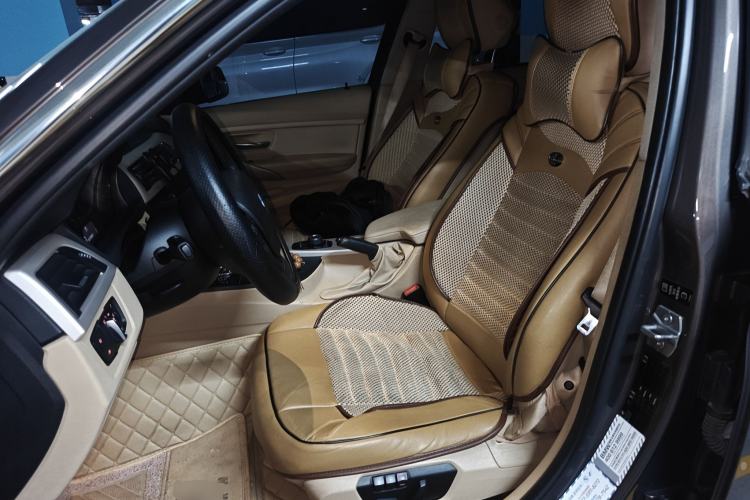 Used BMW 3 Series 2013 320Li Fashion Model Left Front Seat