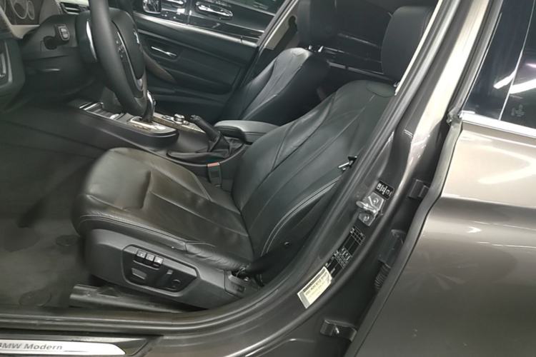Used BMW 3 Series 2013 335Li Sport Design Package Left Front Seat